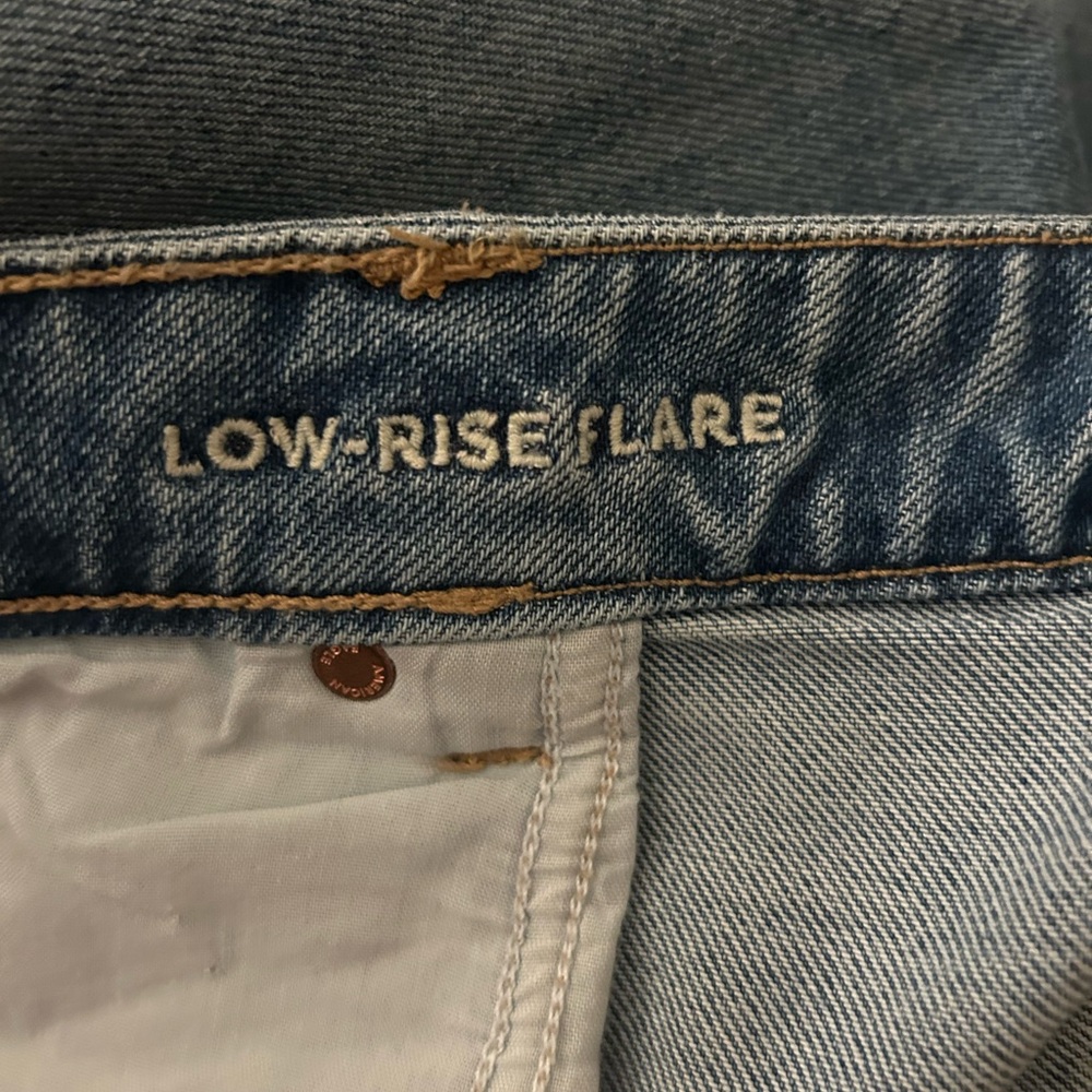 American Eagle Outfitters Light Blue Flare Jeans - Picture 8 of 12